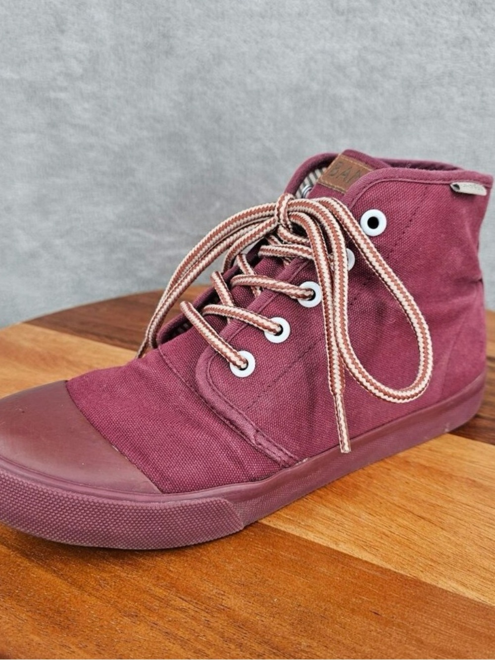 Bangs High-Top canvas shoe - Burgundy